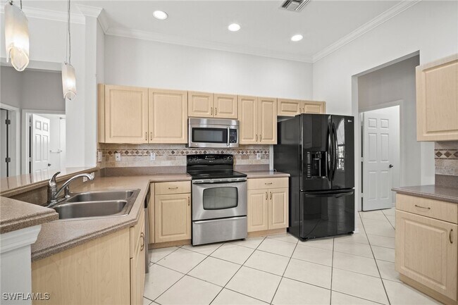 Building Photo - 1072 Port Orange Way