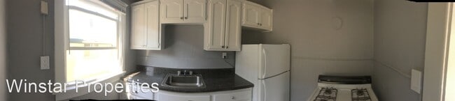 Building Photo - 461 Witmer St