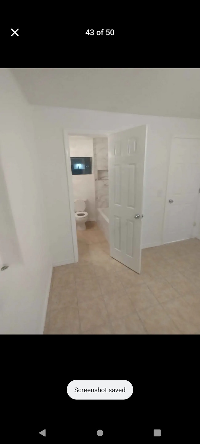 Building Photo - 635 N Nova Rd