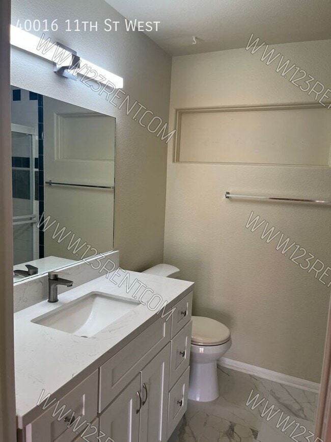 Building Photo - 40016 11th St W