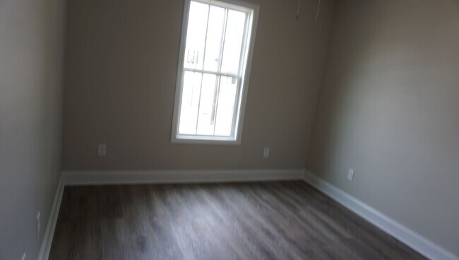 Building Photo - New home in Northlake S/D