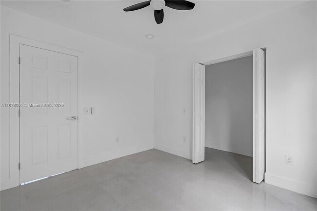Building Photo - 667 NW 14th St
