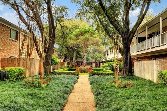 Building Photo - 4040 San Felipe St