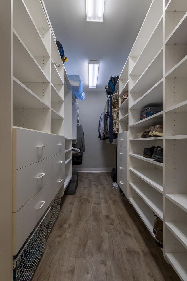 Building Photo - 133 Old Augusta Dr