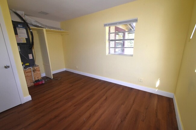 Building Photo - 2603 Booker St