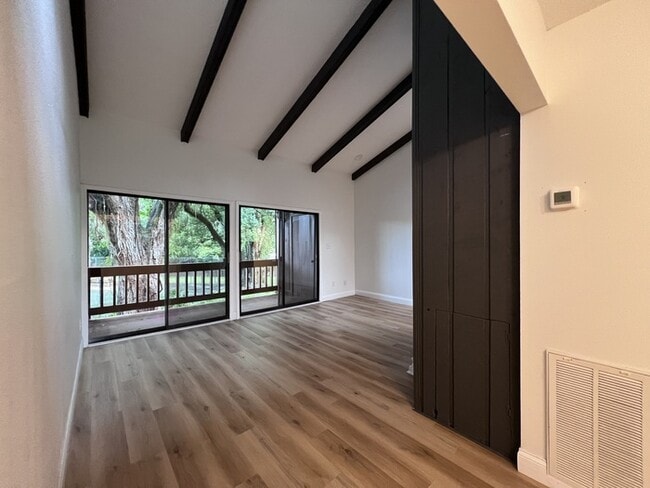 Building Photo - Desirable Sodo District, this spacious 2 b...