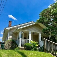 Building Photo - Pre-Leasing Now for the Fall Semester 2026