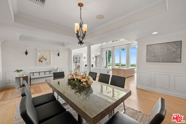 Building Photo - 10814 Savona Rd