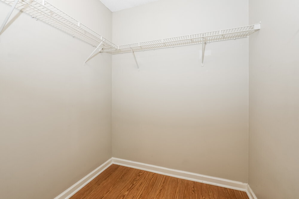 Building Photo - 11081 Knotty Pine Pl