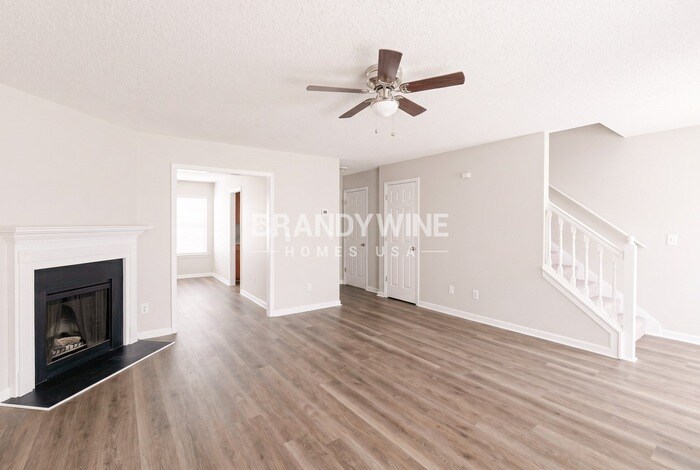 Building Photo - 2074 Boatswain Dr