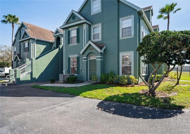 Building Photo - 10512 White Lake Ct