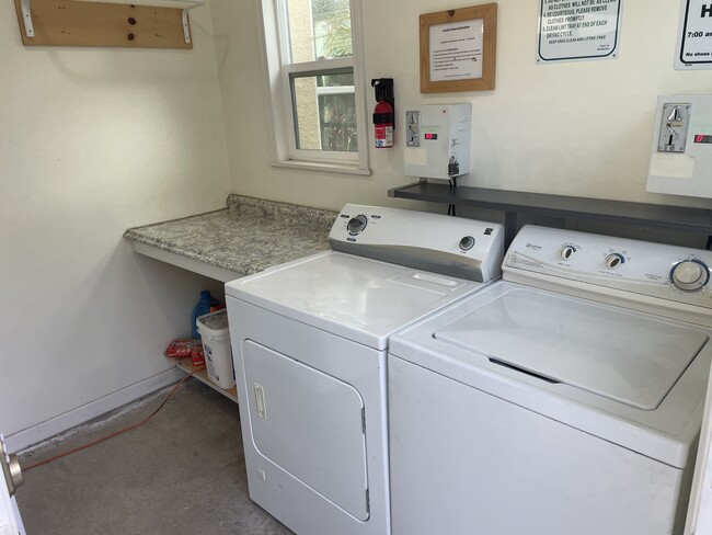 Laundry Room - 1820 260th St