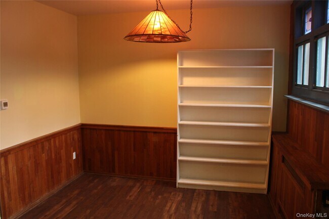 Building Photo - 50 NY-343
