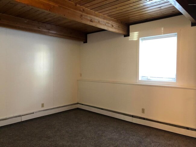 Building Photo - 2805 W 31st Ave