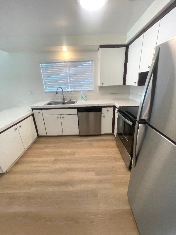 Building Photo - 563 S Fashion Park St