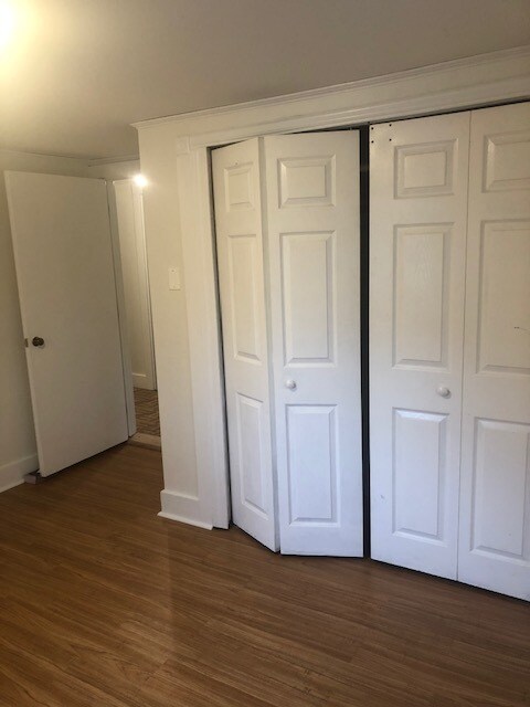 Building Photo - 12 Lewis Ln