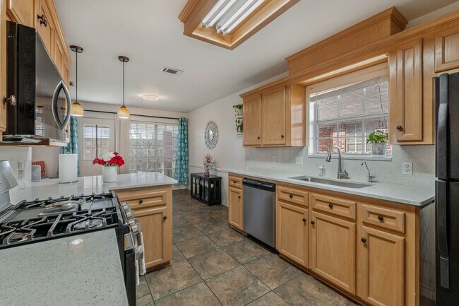 Building Photo - Beautiful 3/2 House in Edelweiss Estates! ...