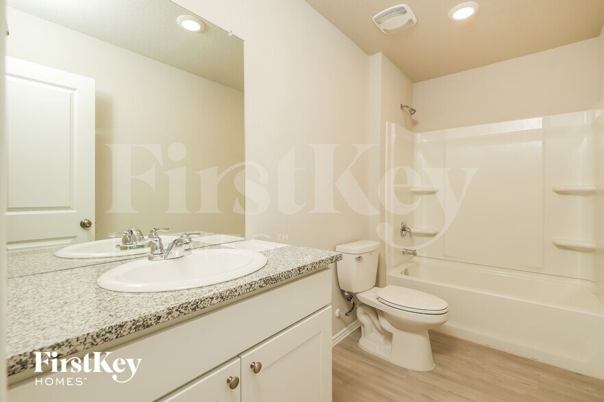 Building Photo - 14919 Watson Mill