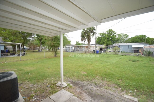 Building Photo - 1213 W Patterson St