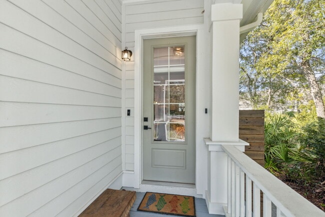 Building Photo - 1539 Coastal Oaks Dr