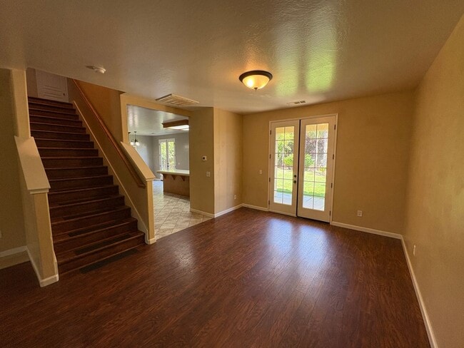 Building Photo - Two story home in SW Visalia coming soon!