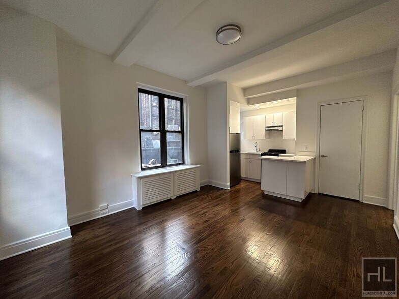 Building Photo - EAST 46 STREET