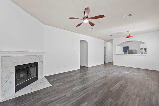 Building Photo - 9206 Brents Elm Dr