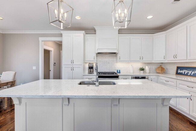 Building Photo - 3411 Confetti Blush Dr