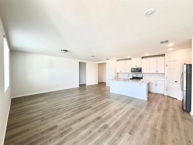 Building Photo - 4507 Sidesaddle Trl