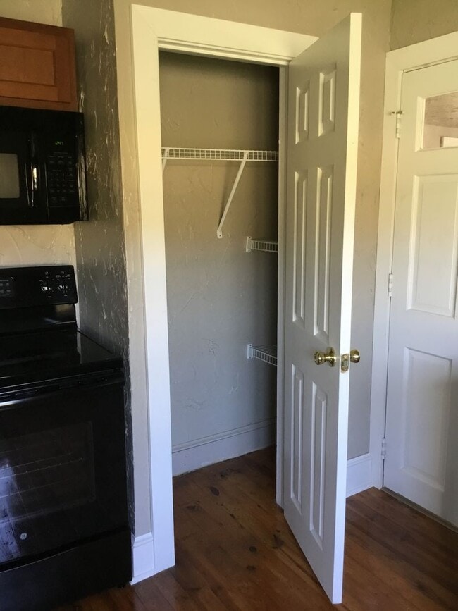 Building Photo - 1147 Apple Butter Ln