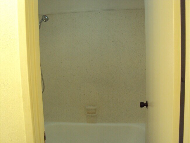 Building Photo - 23801 NE Treehill Dr