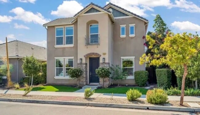 Building Photo - 11333 North Garden Sage Avenue