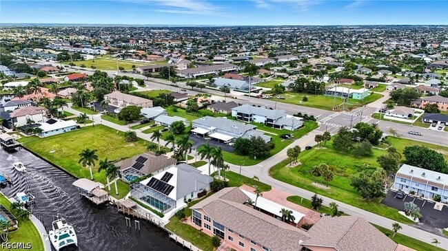 Building Photo - 1203 SW 48th Terrace