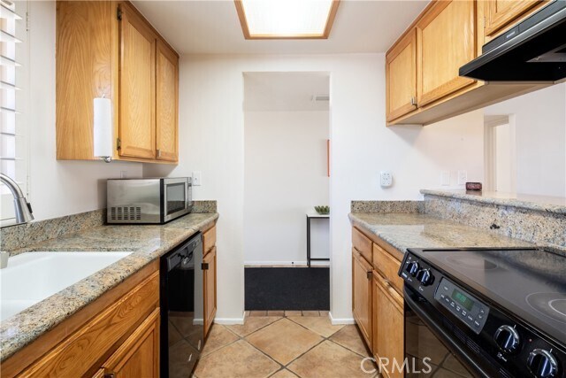 Building Photo - 40657 Preston Trail