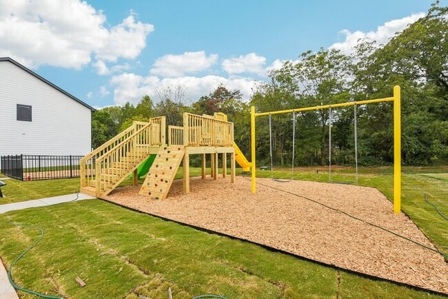 Building Photo - Brand-New Luxury Townhomes in Newton w/ Privacy Fence!