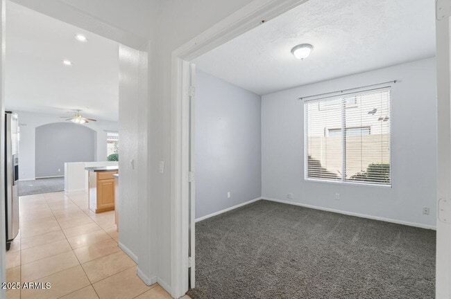 Building Photo - 7180 W Trails Dr