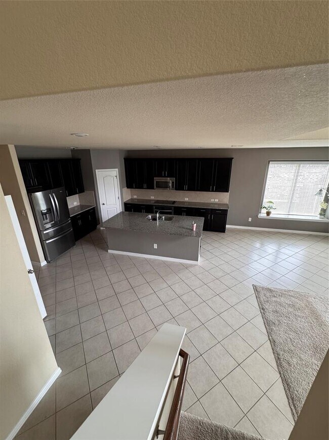 Building Photo - 914 Emory Stable Dr