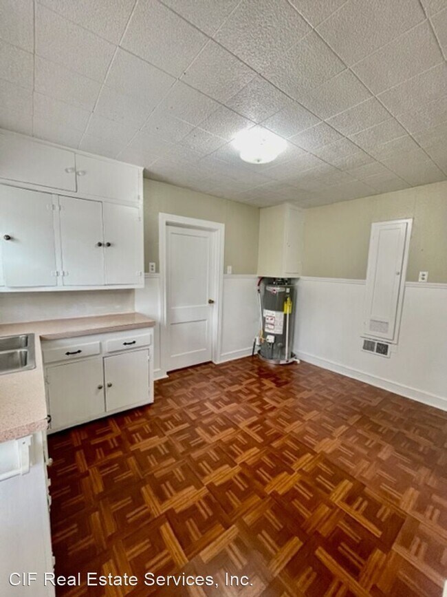 Building Photo - 2 br, 1 bath House - 3920 Beverly Dr