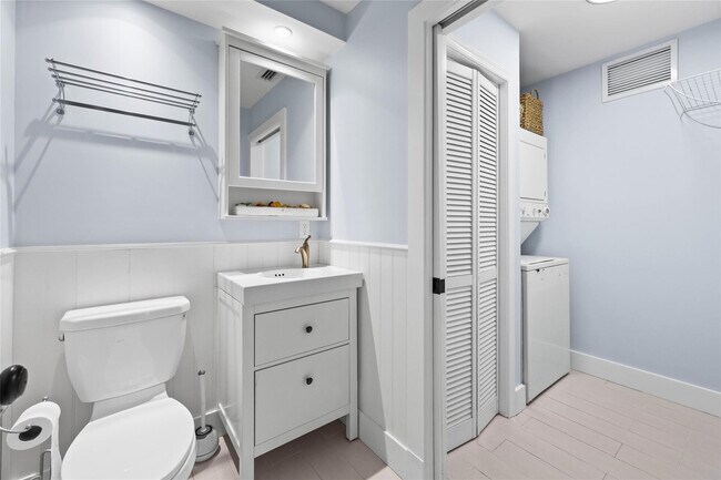 Building Photo - 3937 Arelia Dr