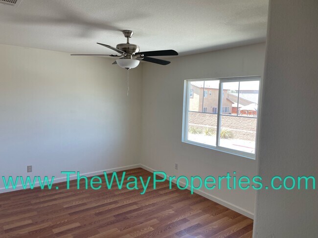 Building Photo - 15075 Bandera Way