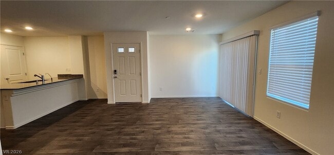 Building Photo - 7953 Whisper Words Ave