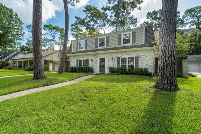 Building Photo - 726 Thistlewood Dr