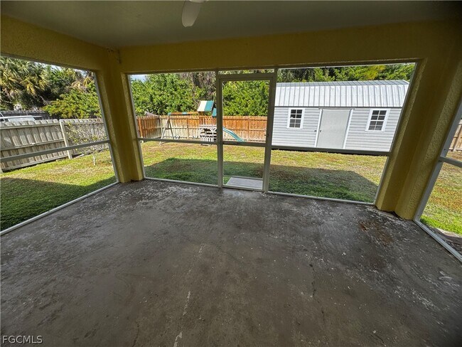 Building Photo - 3728 Tareco St