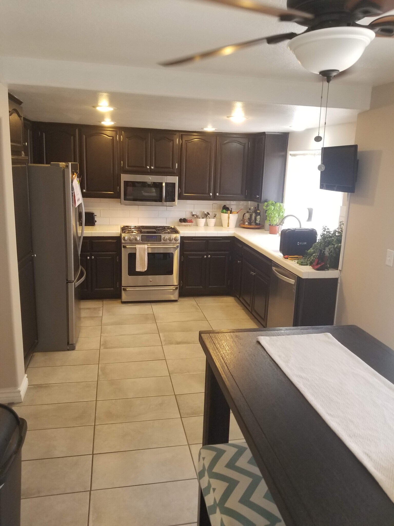 Kitchen - 25701 Holiday Cir