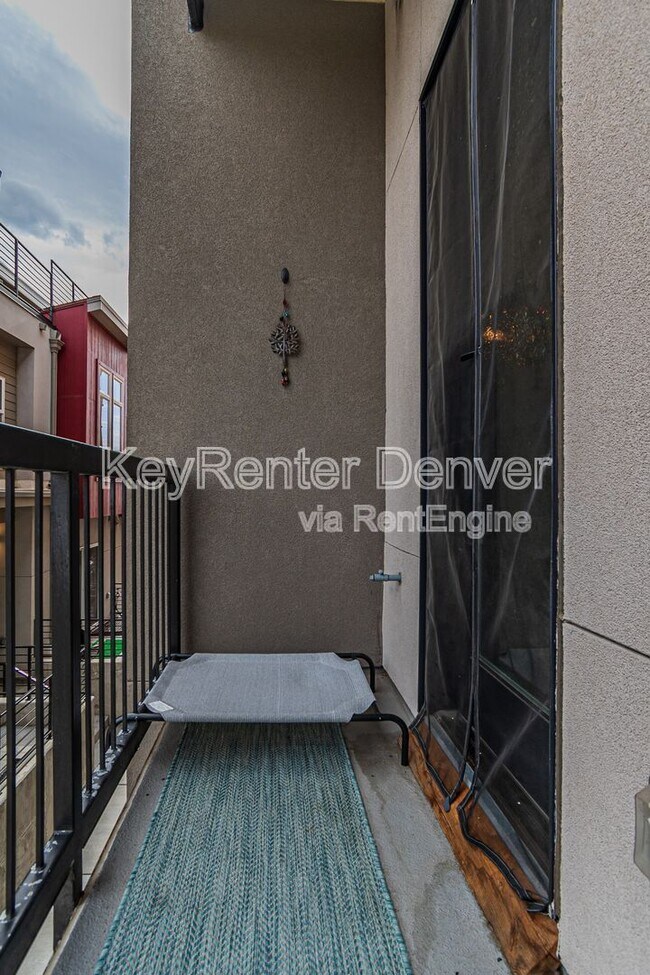 Building Photo - 2876 W 53rd Ave