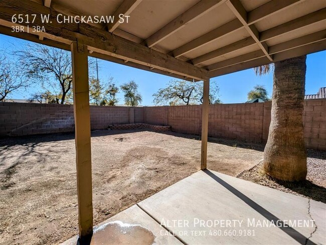 Building Photo - 1,800 Square Foot Home in Phoenix