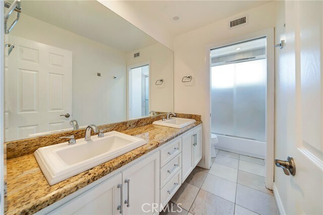 Building Photo - 24743 Cll Altamira