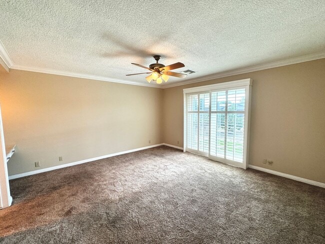 Building Photo - Light, Bright & Lovingly Maintained Claremont Home for Lease