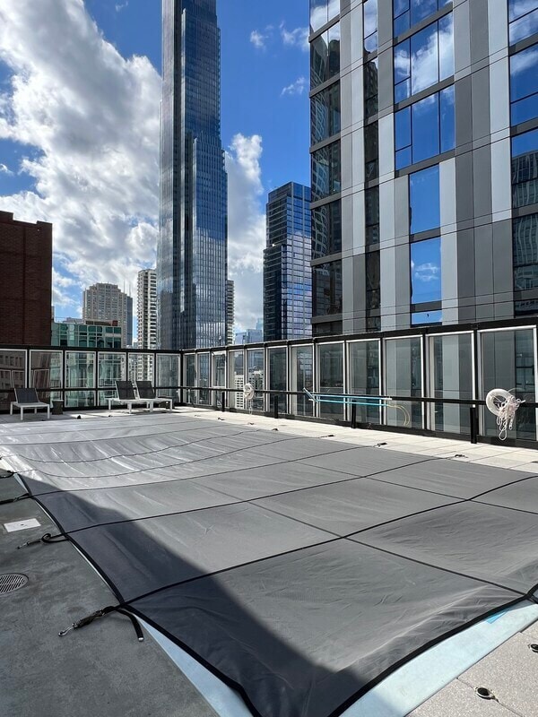 Building Photo - 833 N Dearborn St