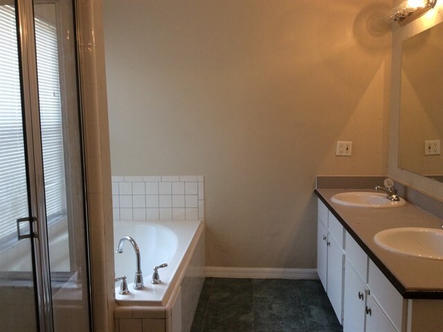 Building Photo - 5106 Chipper Court